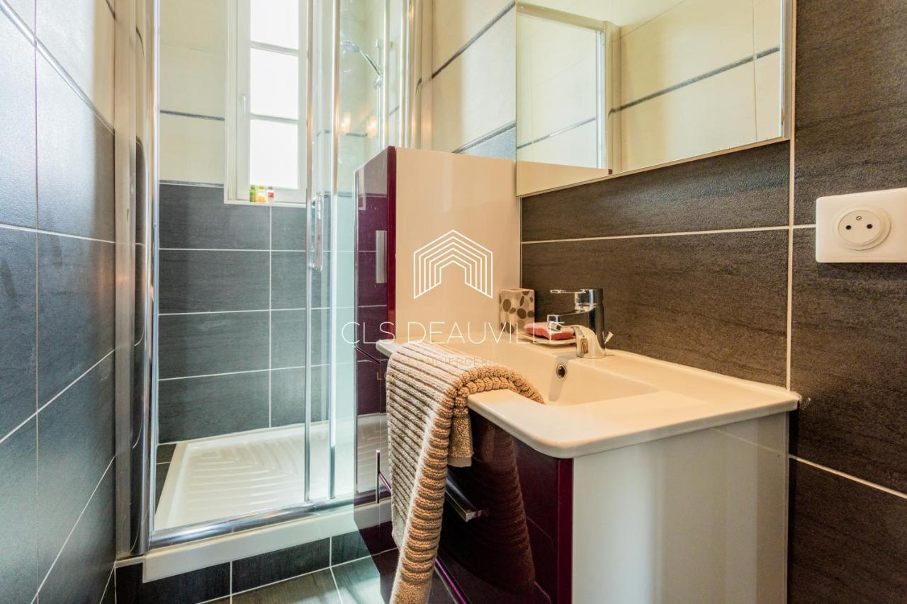 Appartement Les Mouettes C.L.S Deauville Eksteriør billede